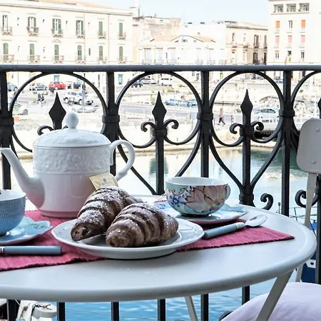 18, Casa Di Charme In Ortigia Holiday home Syracuse